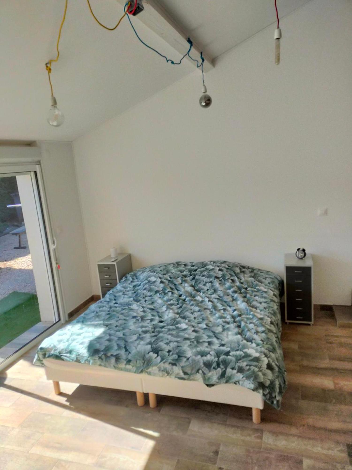 Chambre Le Luc En Provence Exterior photo